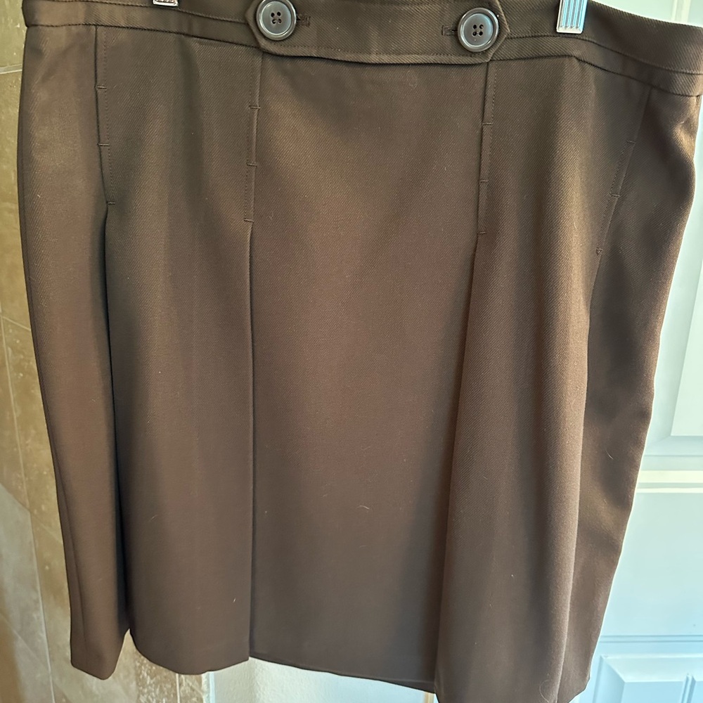 Elegant Brown Skirt